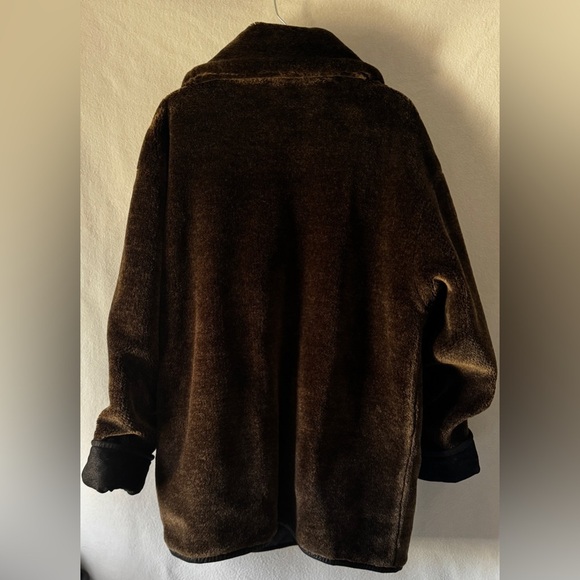 Charles Klein Size Medium Black Suede Brown Faux Fur Reversible Buttoned Jacket - Picture 16 of 16